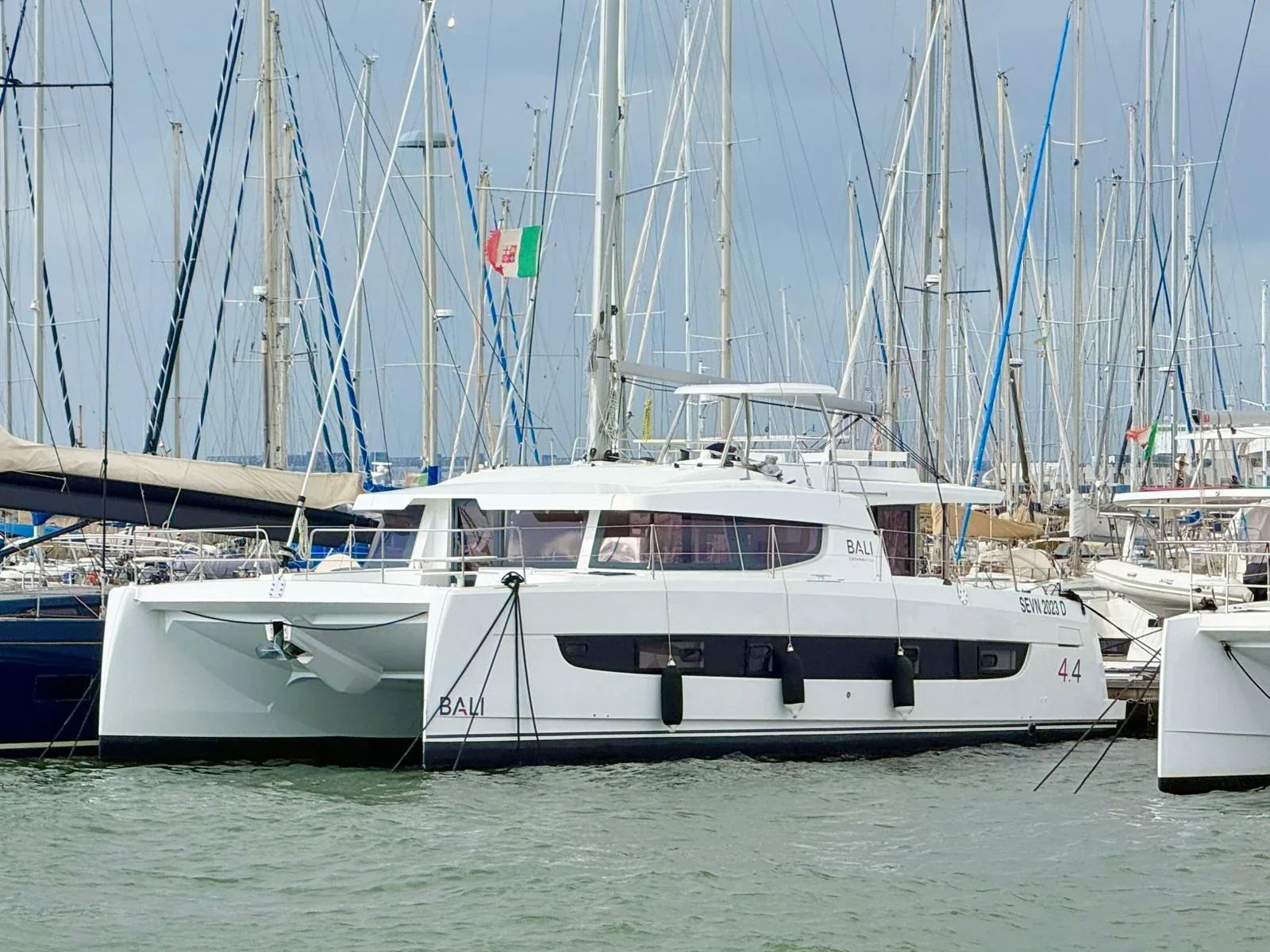Yacht CATANA Bali 4.4 - Seven - Foto 6