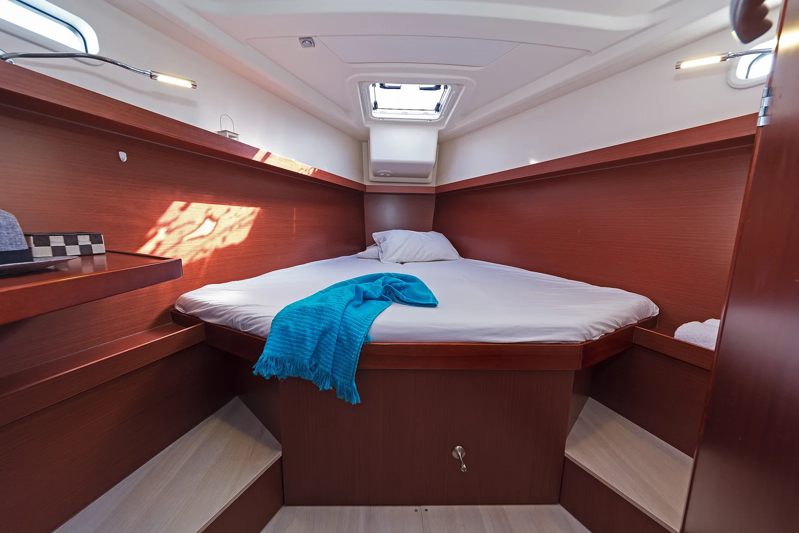 Yacht HANSE 415 - Kuro Siwo - Foto 1