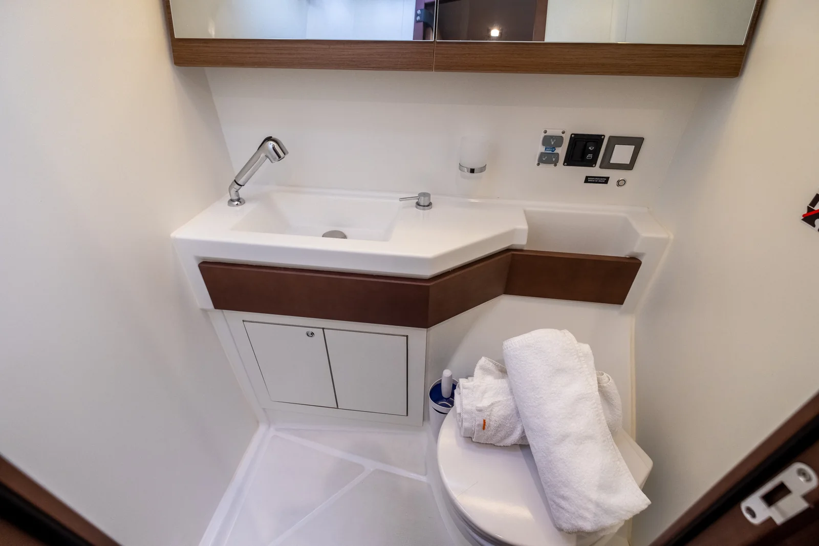 Yacht BENETEAU Oceanis 46.1 - July - Foto 1