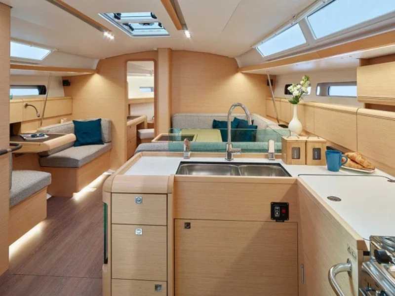 Yacht JEANNEAU Sun Odyssey 449 - 3 Amigos - Foto 1