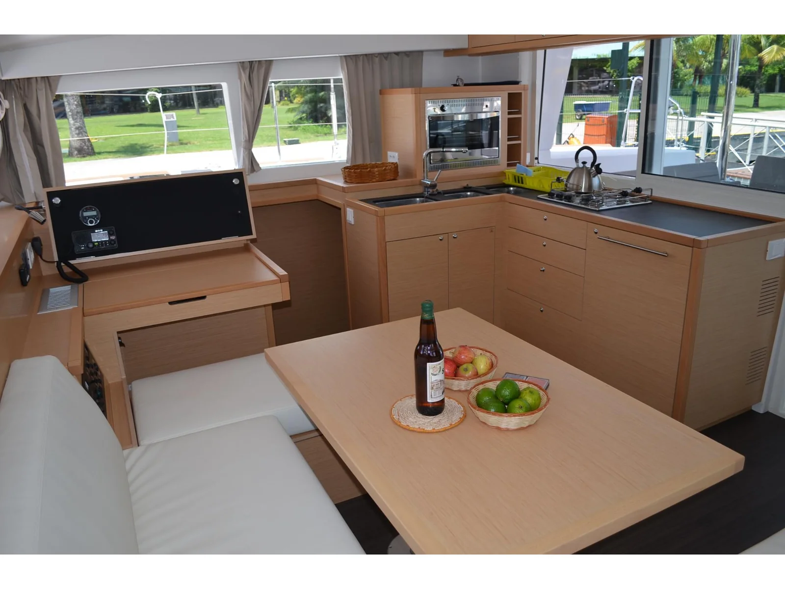 Yacht LAGOON 400 S2 - Boa Vida