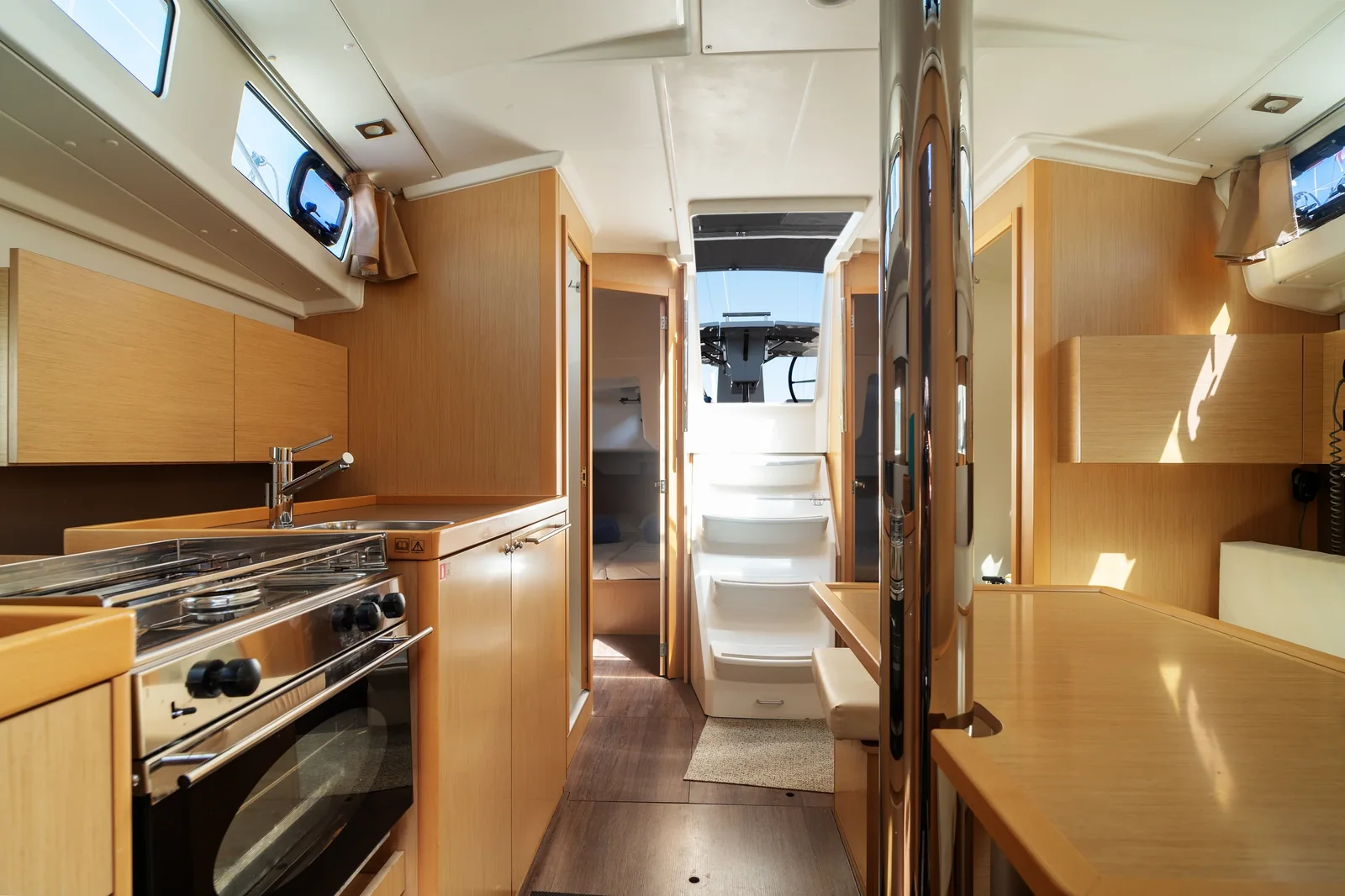 Yacht BENETEAU Oceanis 38 - Marta