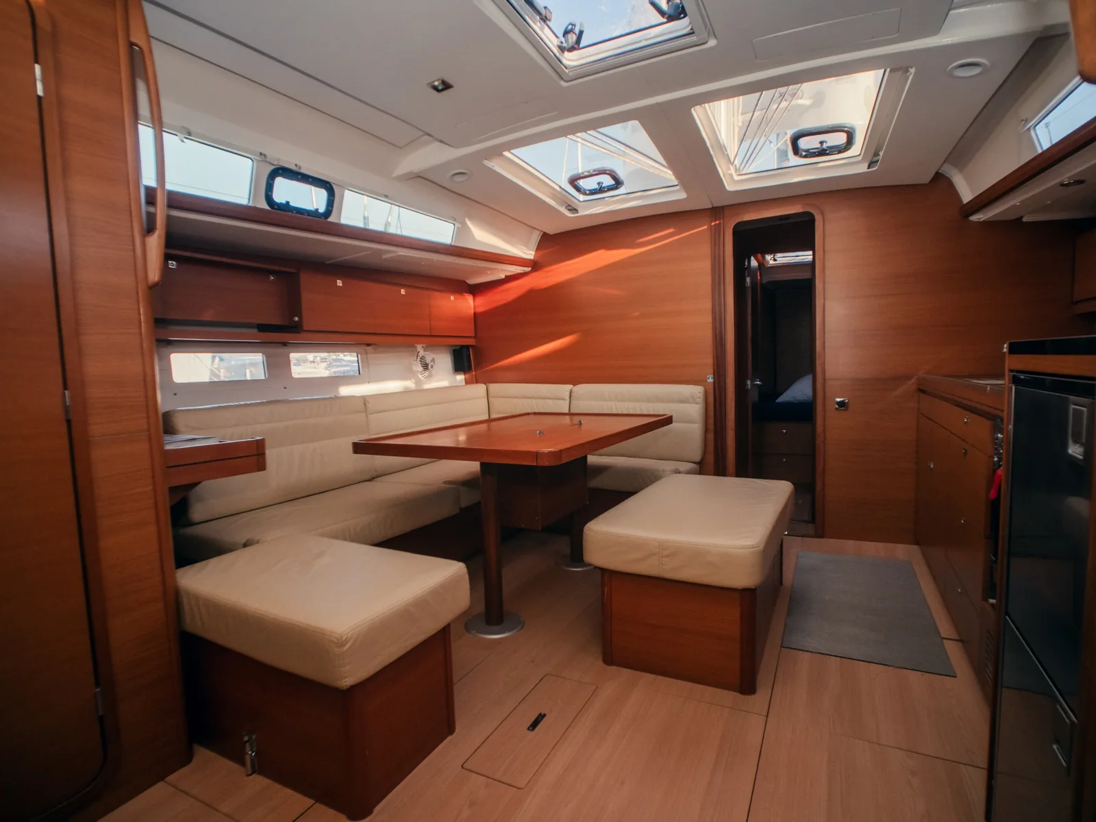 Yacht DUFOUR 460 Grand Large - Sonia - Foto 1