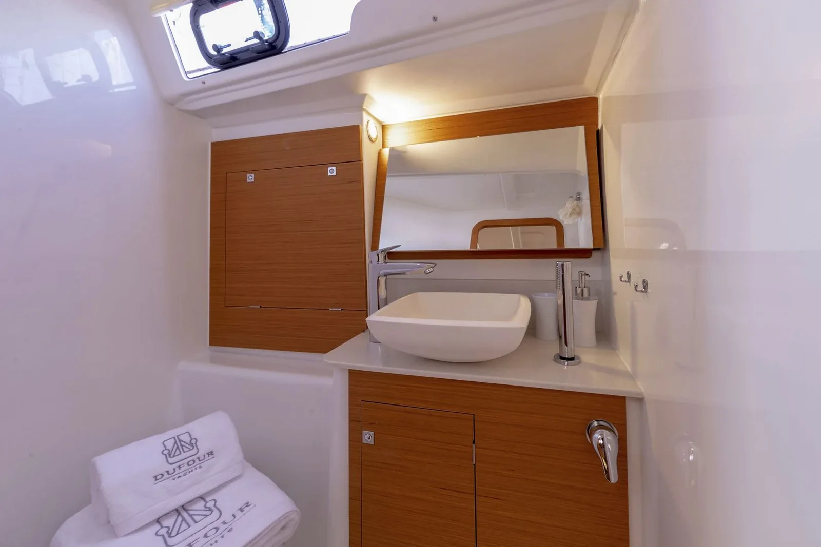Yacht DUFOUR 460 Grand Large - Genny - Foto 1