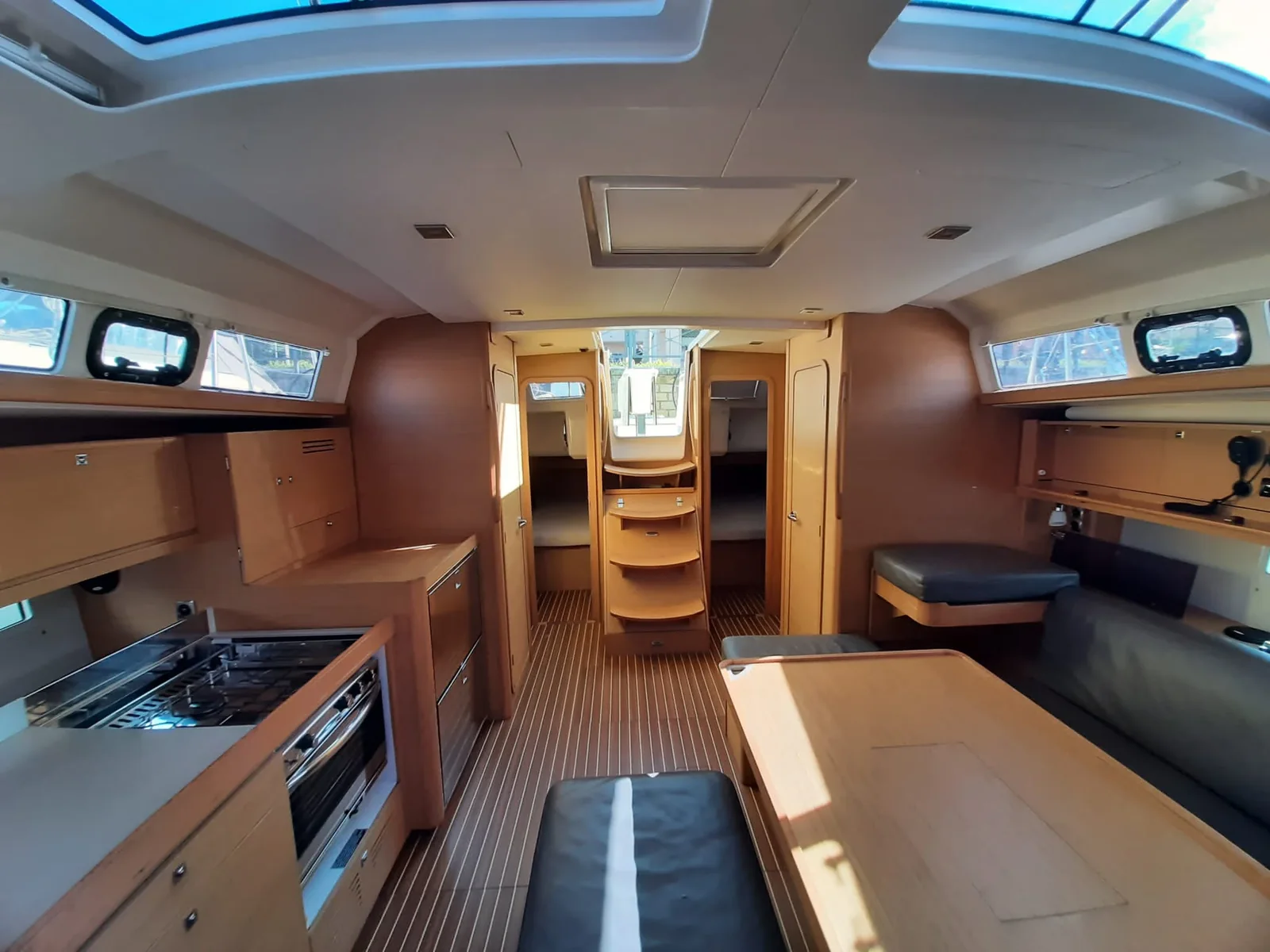 Yacht DUFOUR 460 Grand Large - Genny - Foto 1