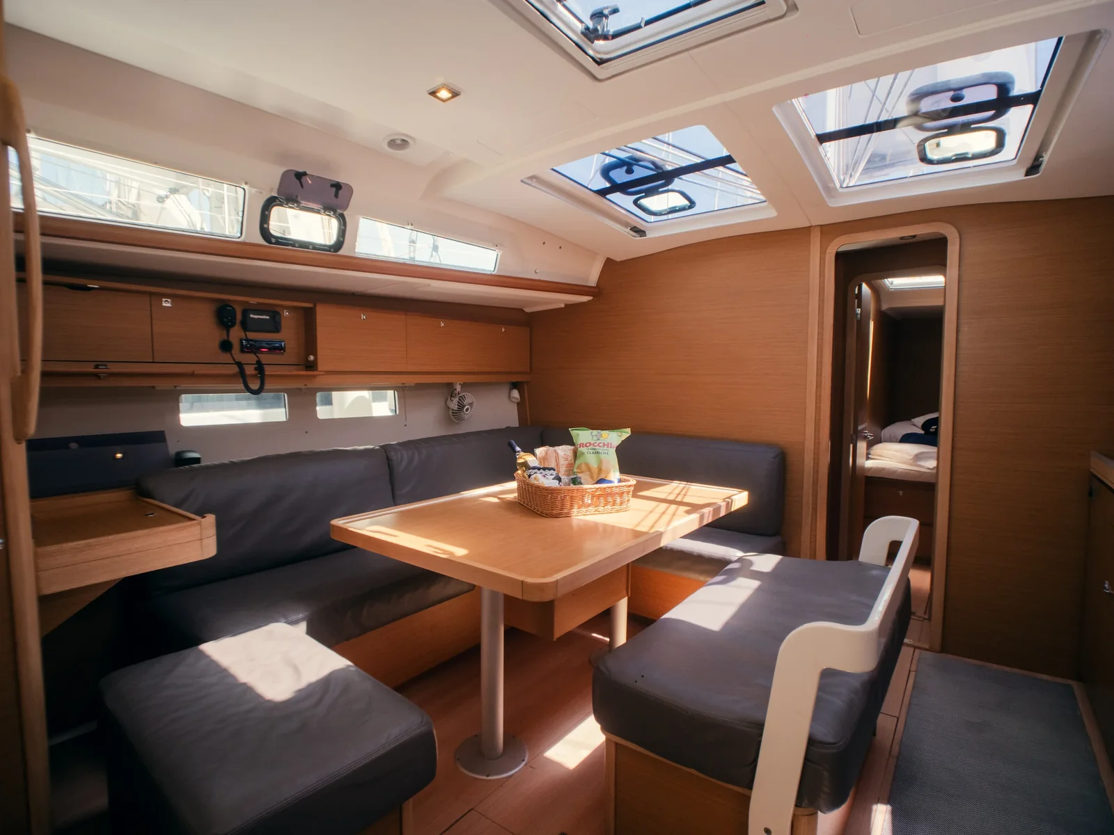 Yacht DUFOUR 460 Grand Large - Nora - Foto 1