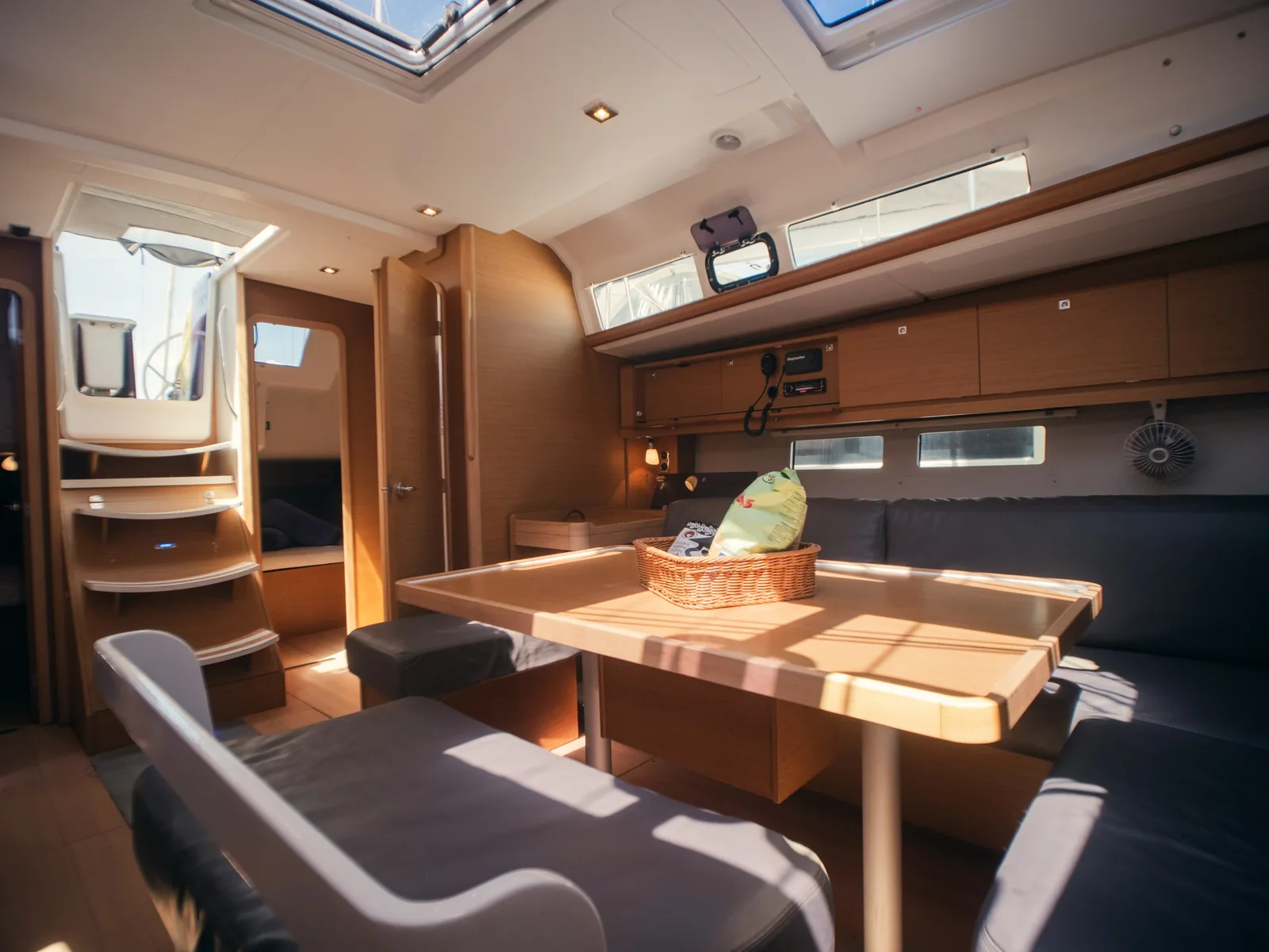 Yacht DUFOUR 460 Grand Large - Nora - Foto 1