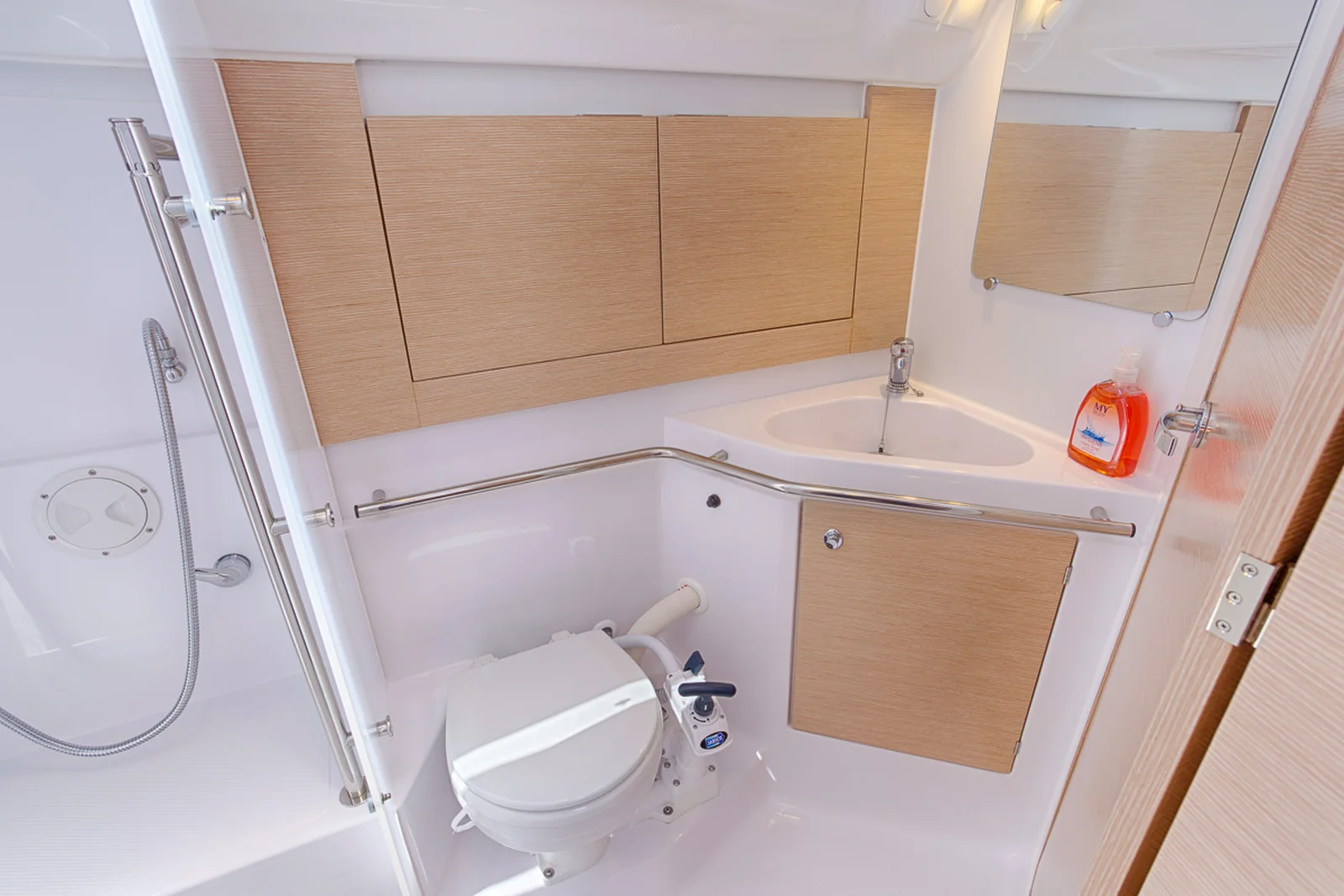 Yacht ELAN Impression 45 - Lion - Foto 1