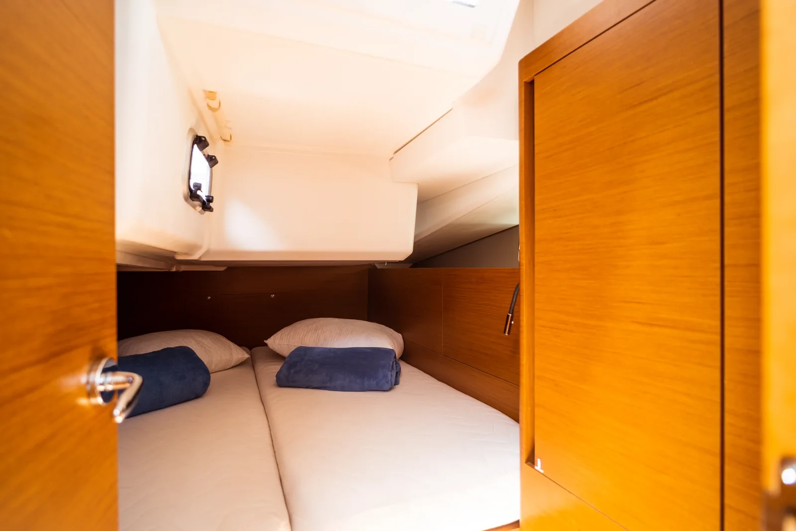 Yacht JEANNEAU Sun Odyssey 440 - Indira - Foto 1