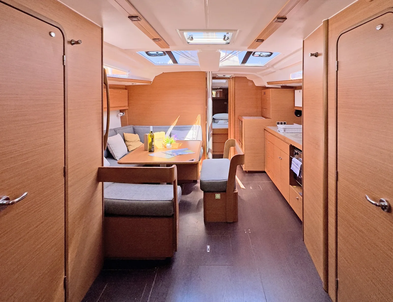 Yacht DUFOUR 430 Grand Large - First Love - Foto 1