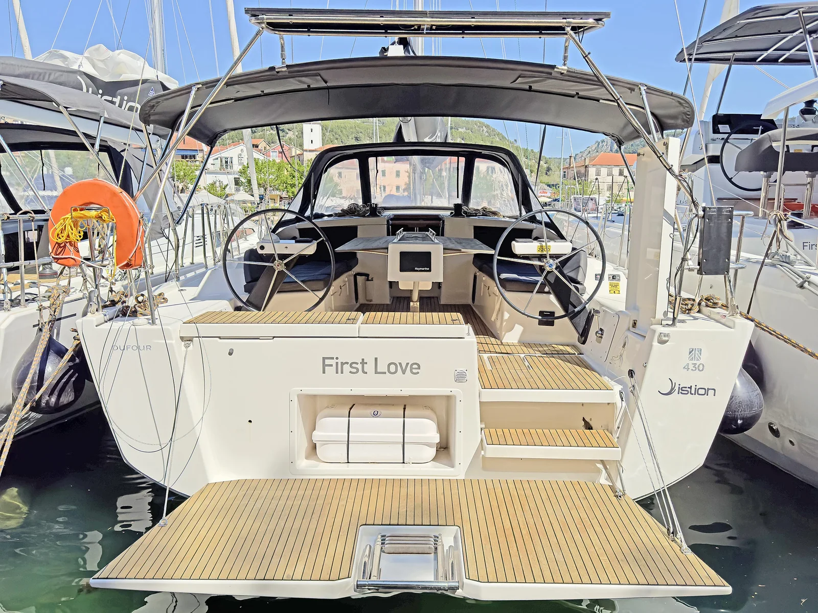 Yacht DUFOUR 430 Grand Large - First Love - Foto 1