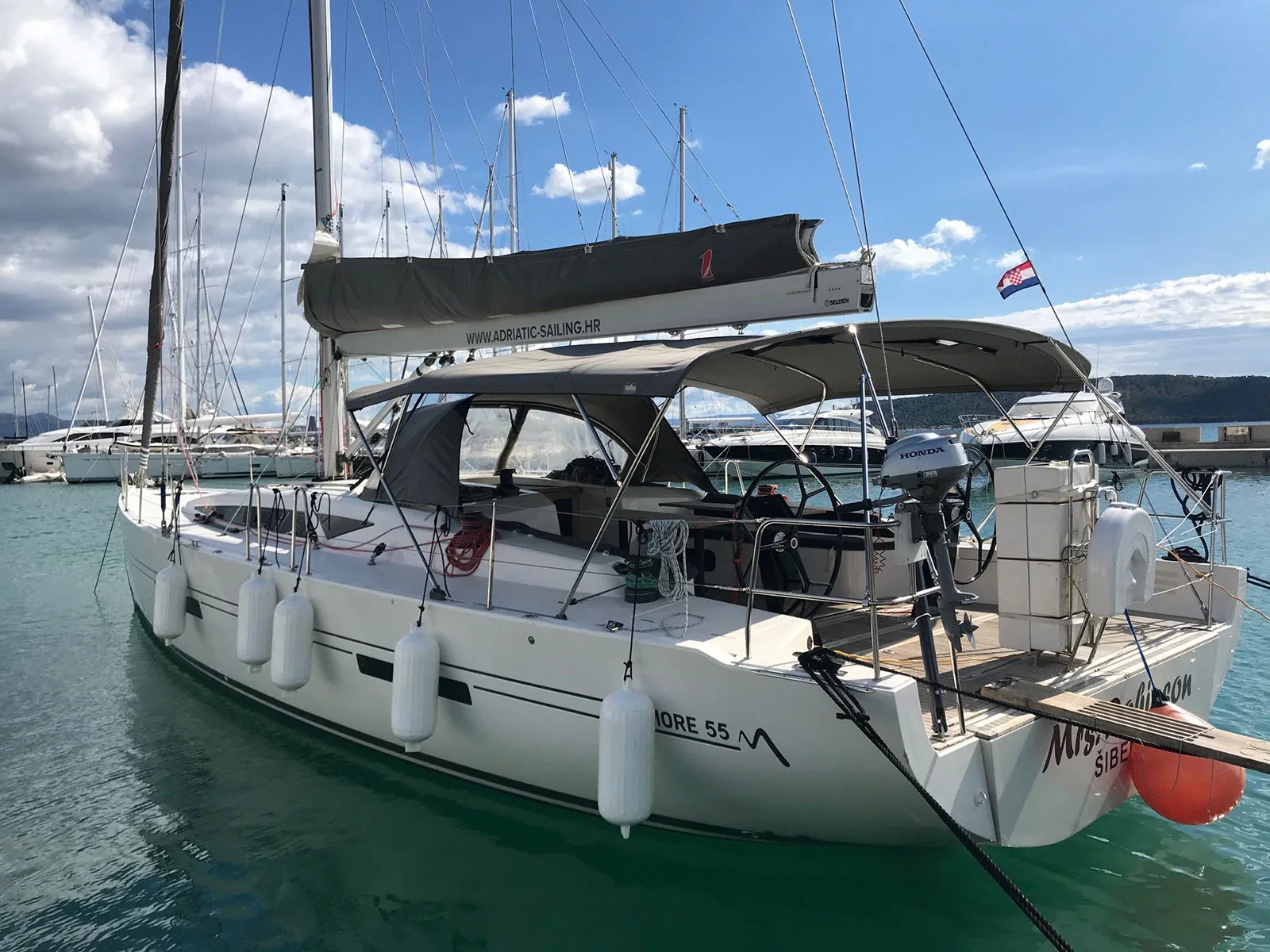 Yacht MORE 55 - Mrs. Robinson
