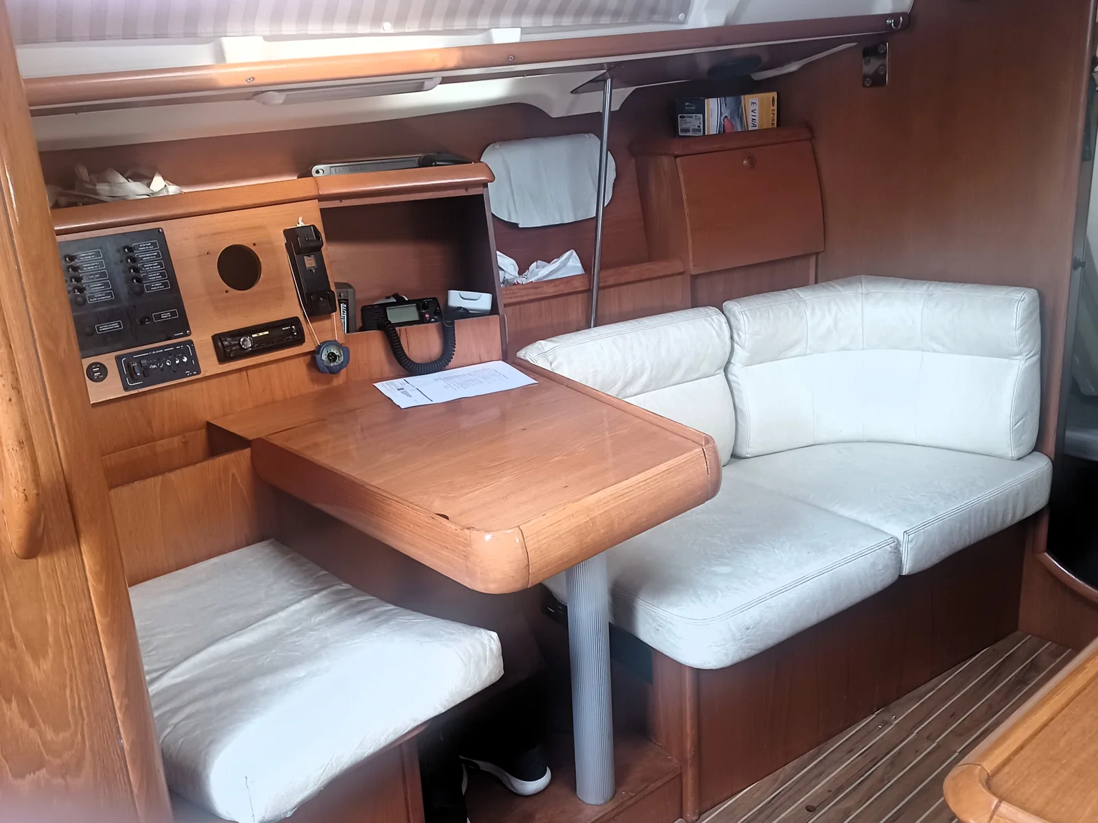 Yacht JEANNEAU Sun Odyssey 40.3 - Evina - Foto 1