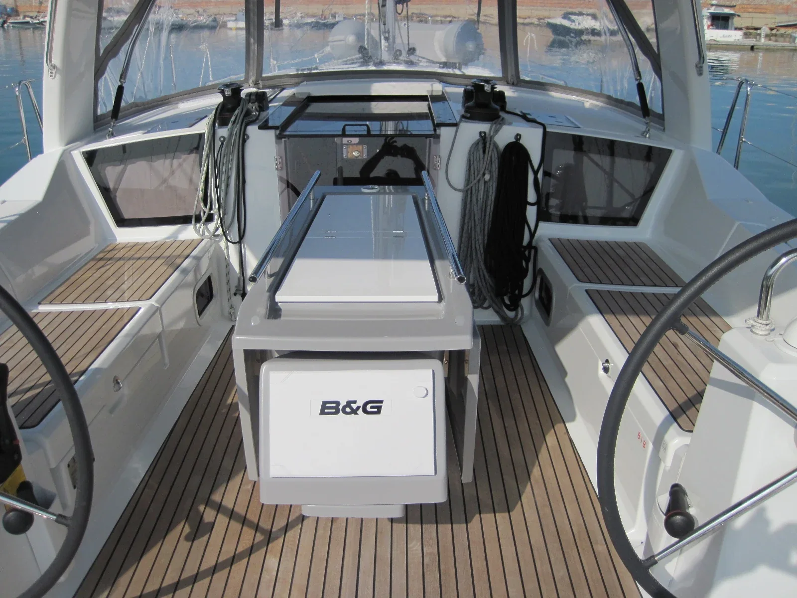 Yacht BENETEAU Oceanis 41.1 - Stella - Foto 1