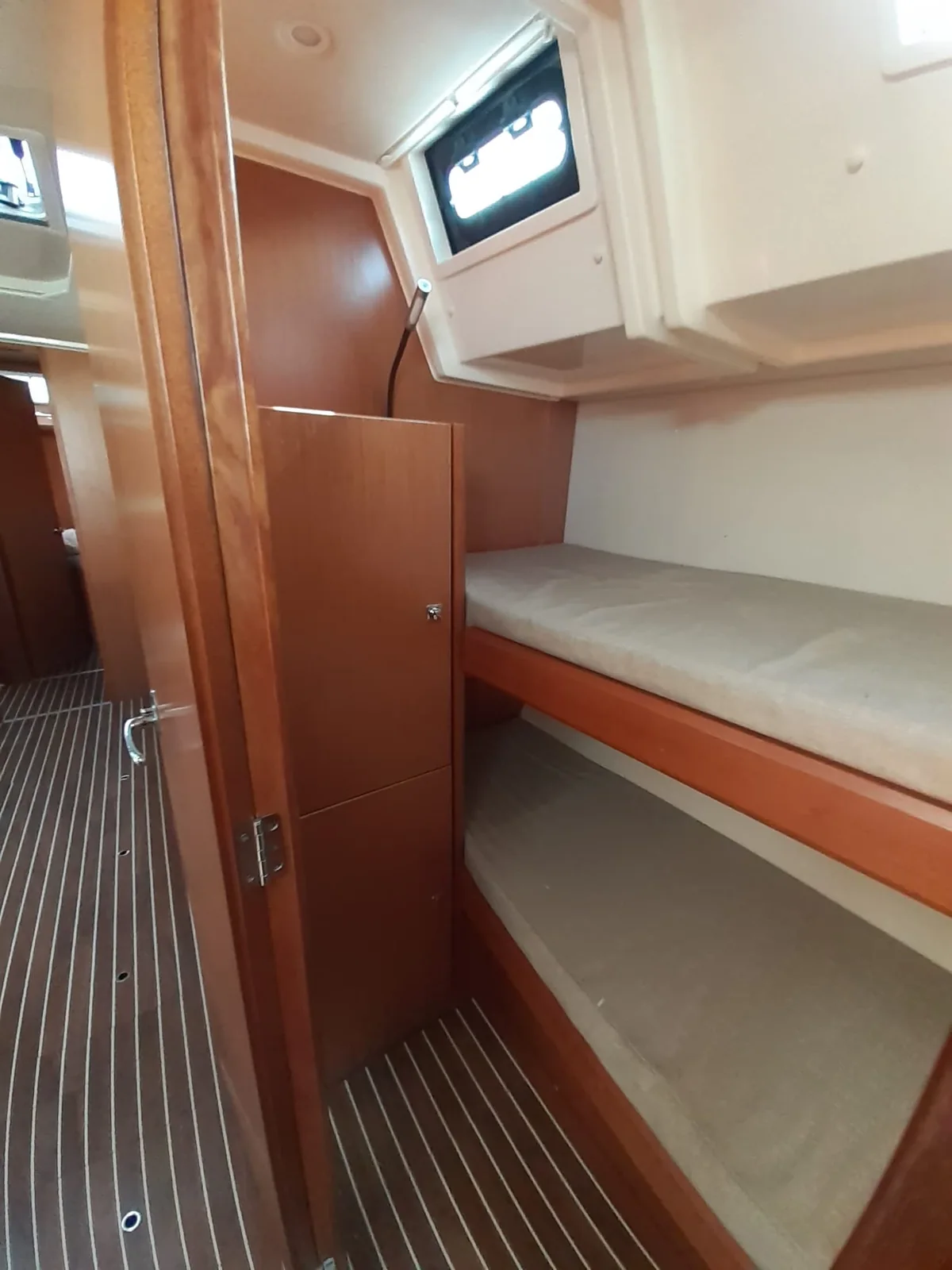 Yacht BAVARIA C45 Holiday - Aurora - Foto 1