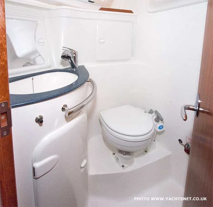 Yacht BAVARIA 30 Cruiser - Ana - Foto 1