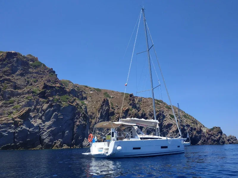 Yacht DUFOUR 390 Grand Large - Friend Planet - Foto 1