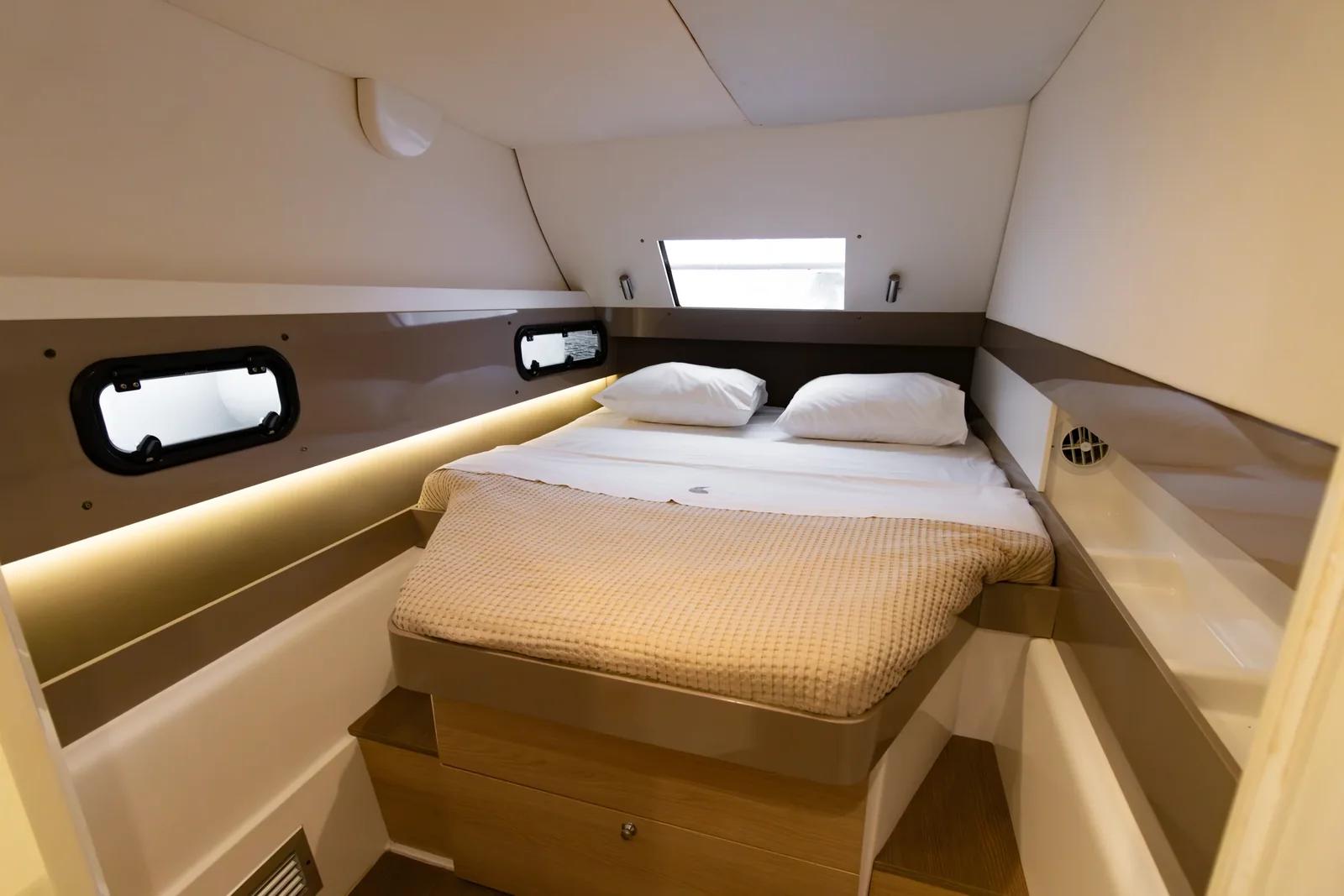 Yacht CATANA Bali 4.1 - Sofia - Foto 1