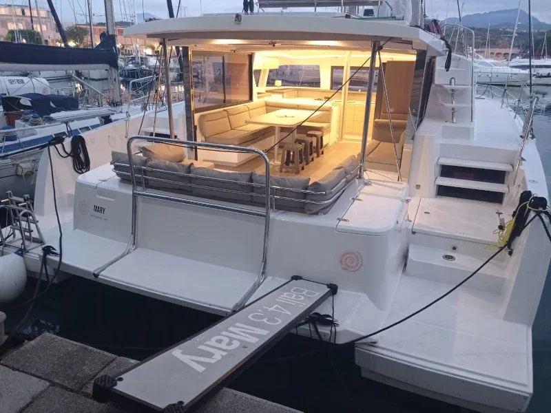 Yacht CATANA Bali 4.3 - Mary - Foto 1