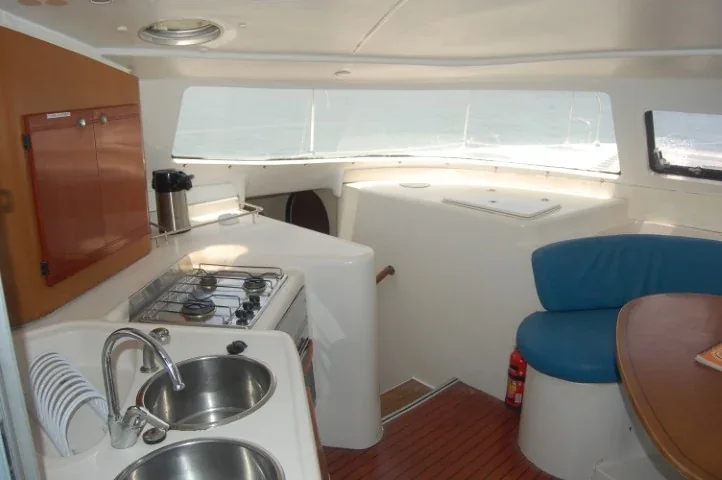 Yacht FOUNTAINE PAJOT Lavezzi 40 - Kupela - Foto 1