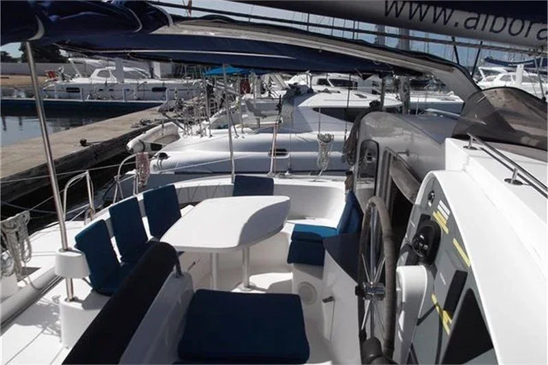 Yacht FOUNTAINE PAJOT Lavezzi 40 - Kupela - Foto 1