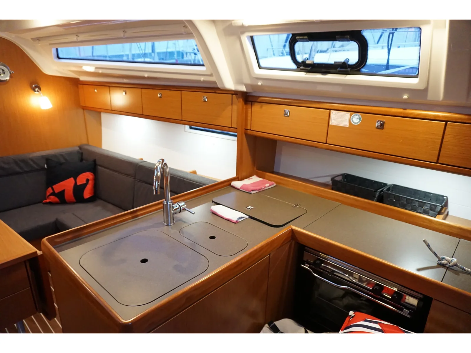 Yacht BAVARIA Cruiser 37 - Aventura - Foto 1
