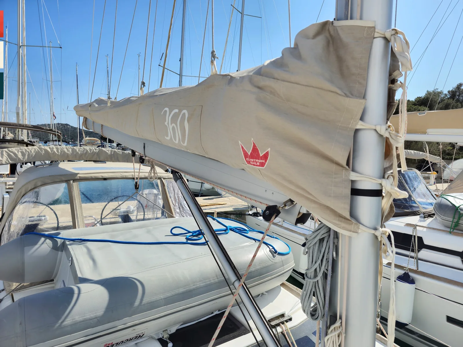 Yacht DUFOUR 360 Grand Large - Nada
