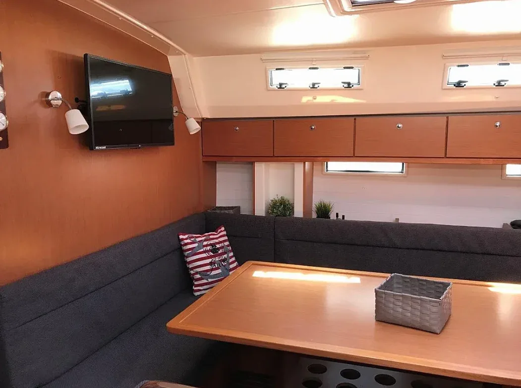 Yacht BAVARIA Cruiser 50 - Juniper - Foto 1