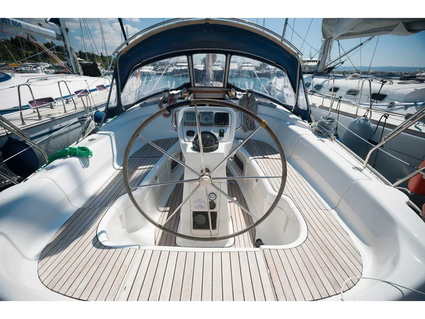 Yacht BAVARIA 38 - Meander