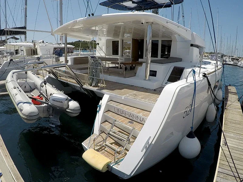 Yacht LAGOON 52 F - LinaHanna - Foto 1