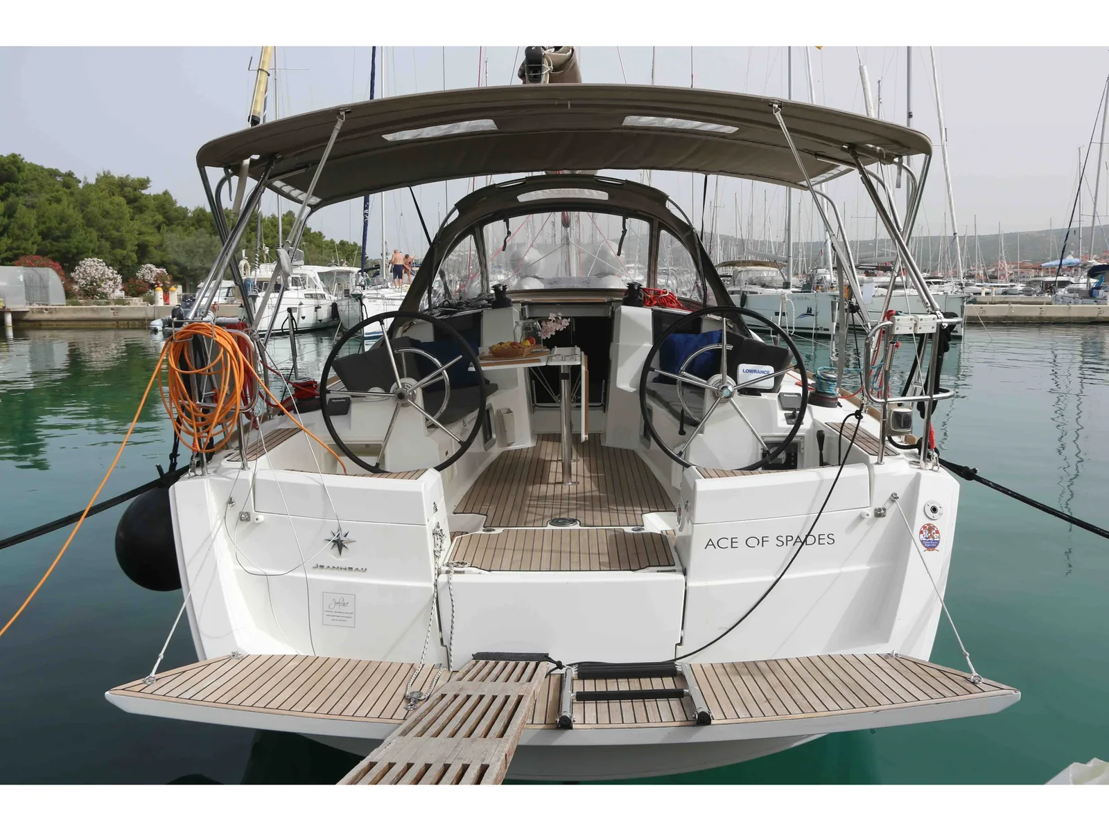 Yacht JEANNEAU Sun Odyssey 389 - Ace Of Spades - Foto 1