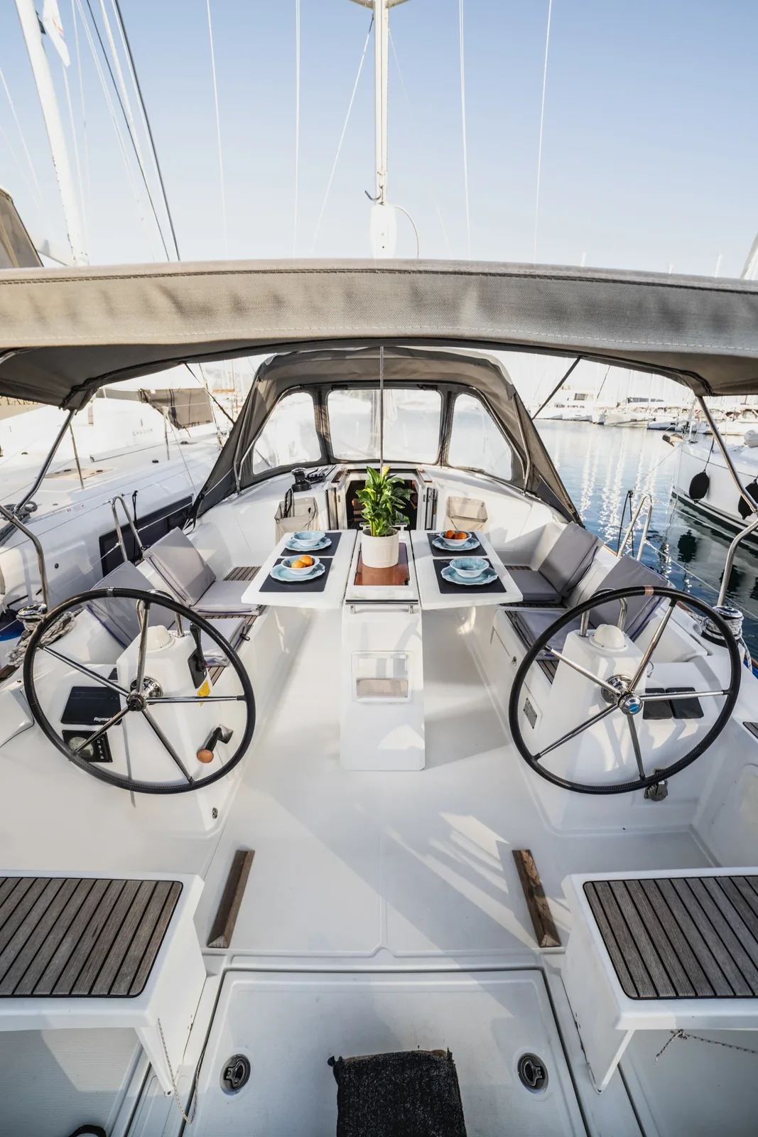 Yacht BENETEAU Oceanis 38.1 - Rania - Foto 1