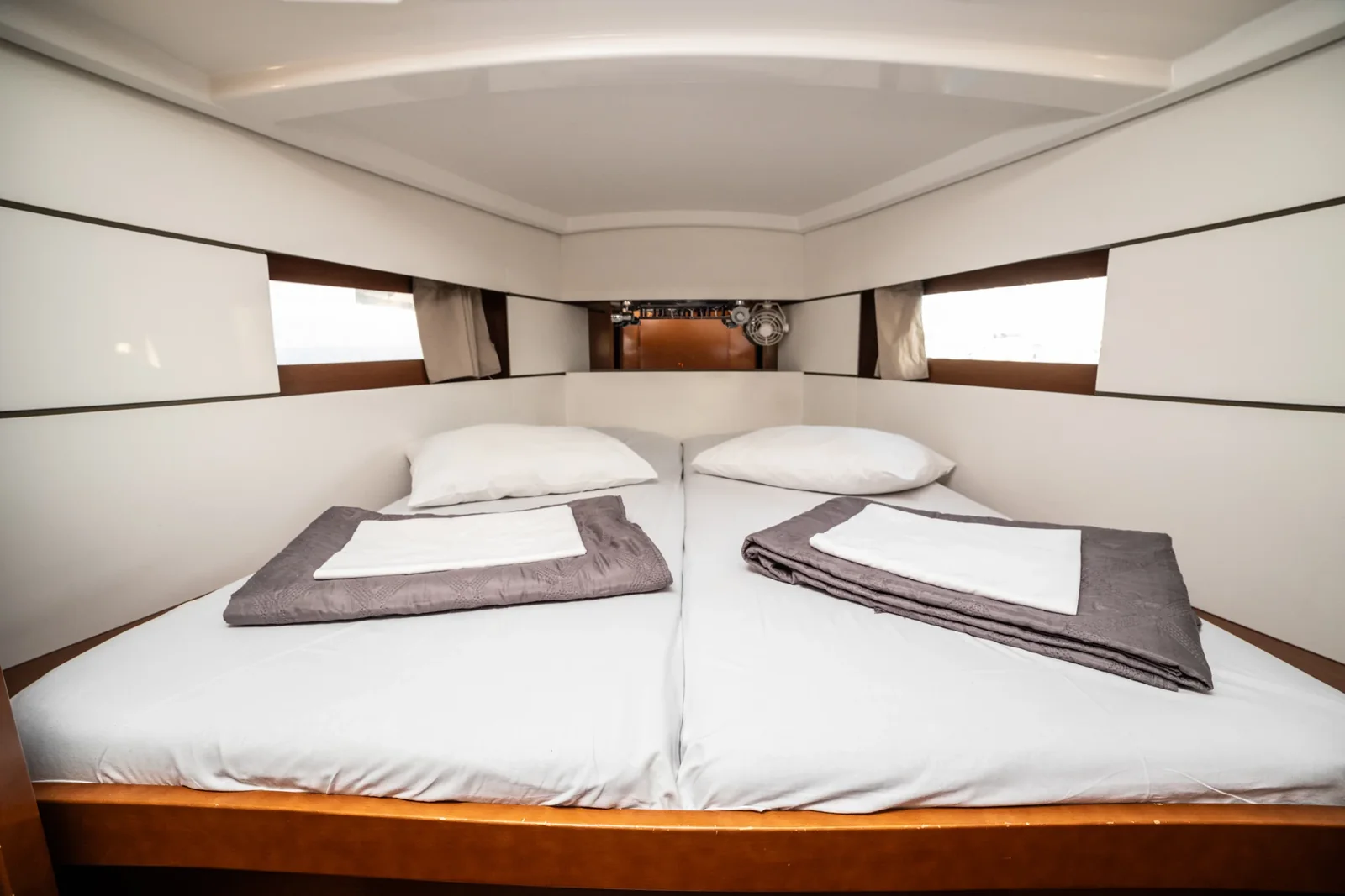 Yacht BENETEAU Oceanis 38.1 - Rania - Foto 1