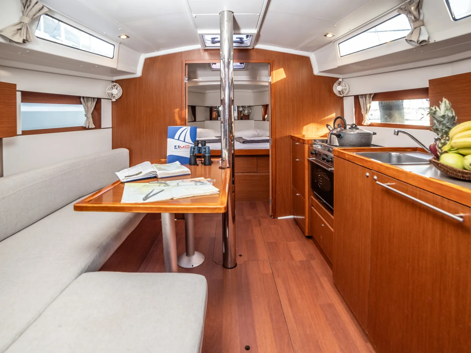 Yacht BENETEAU Oceanis 38.1 - Rania - Foto 1