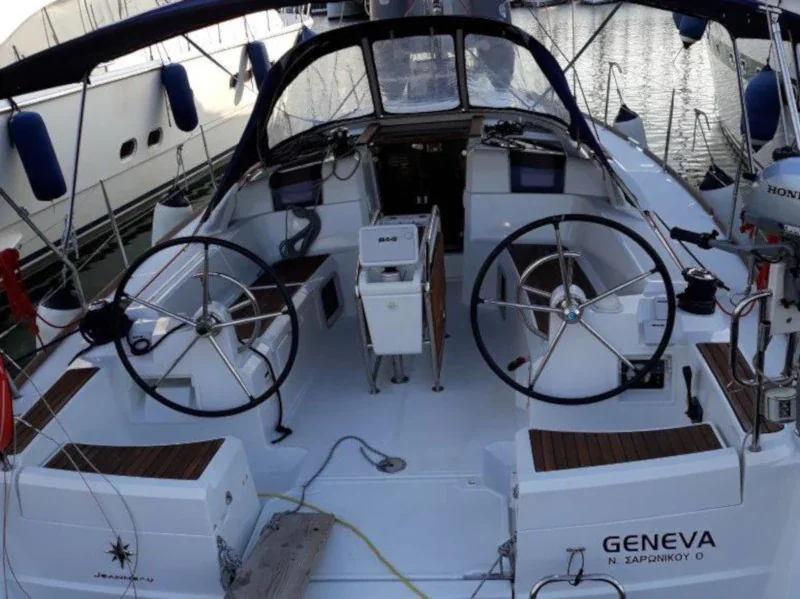 Yacht JEANNEAU Sun Odyssey 389 - Geneva - Foto 1