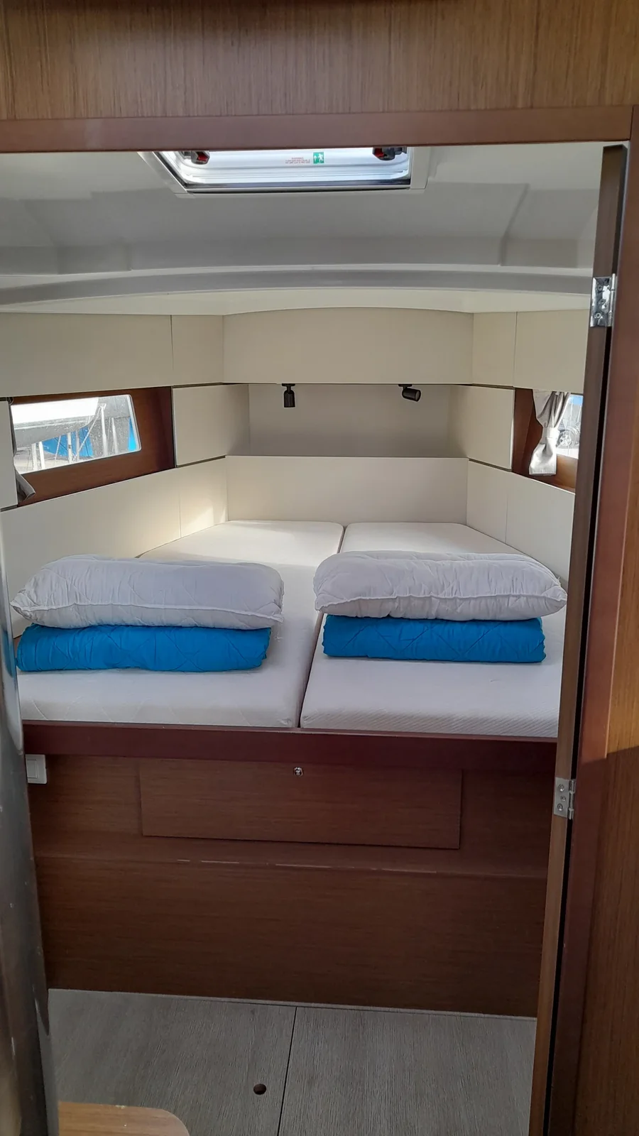 Yacht BENETEAU Oceanis 38.1 - The Boss - Foto 1