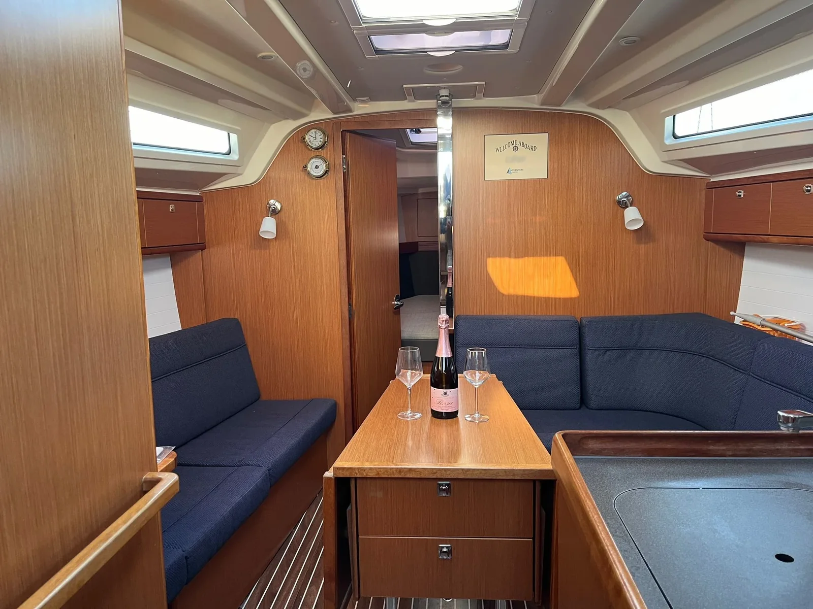 Yacht BAVARIA Cruiser 37 - Maestral - Foto 1