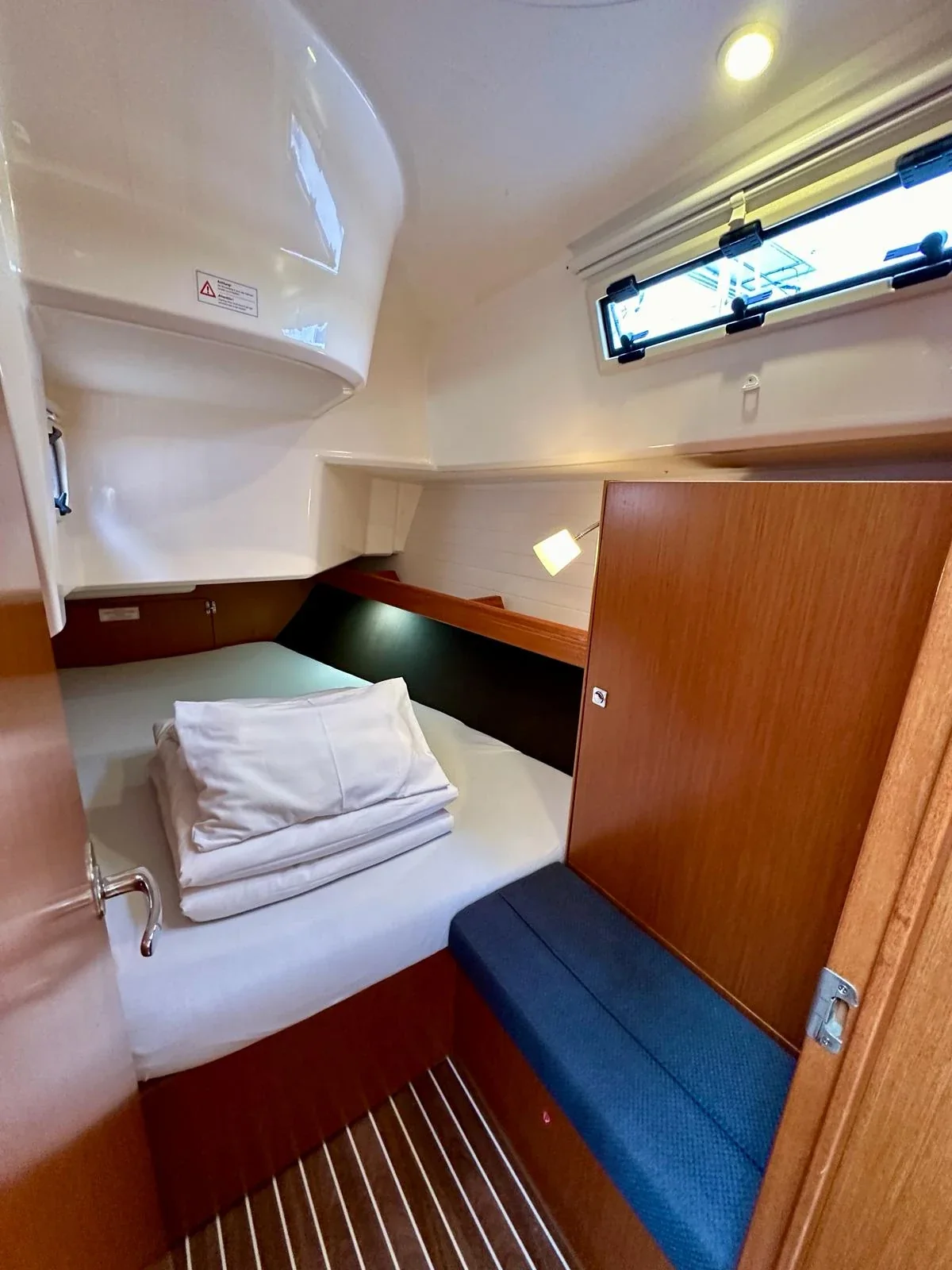 Yacht BAVARIA Cruiser 37 - Maestral - Foto 1