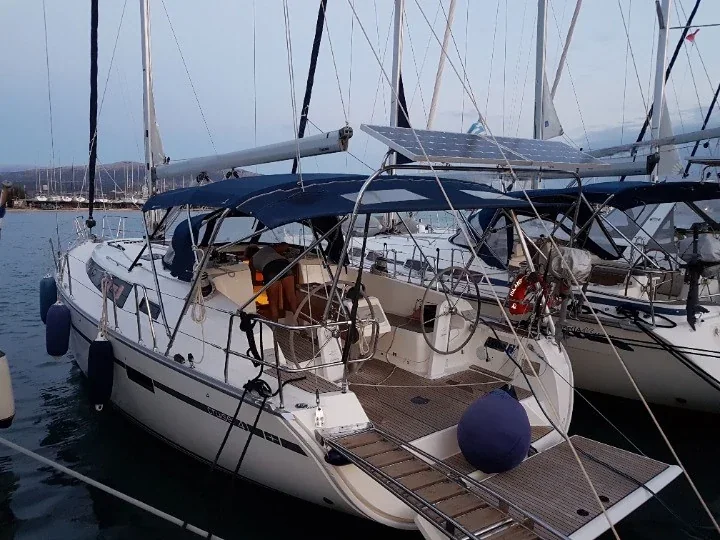Yacht BAVARIA Cruiser 41 - Marea - Foto 1
