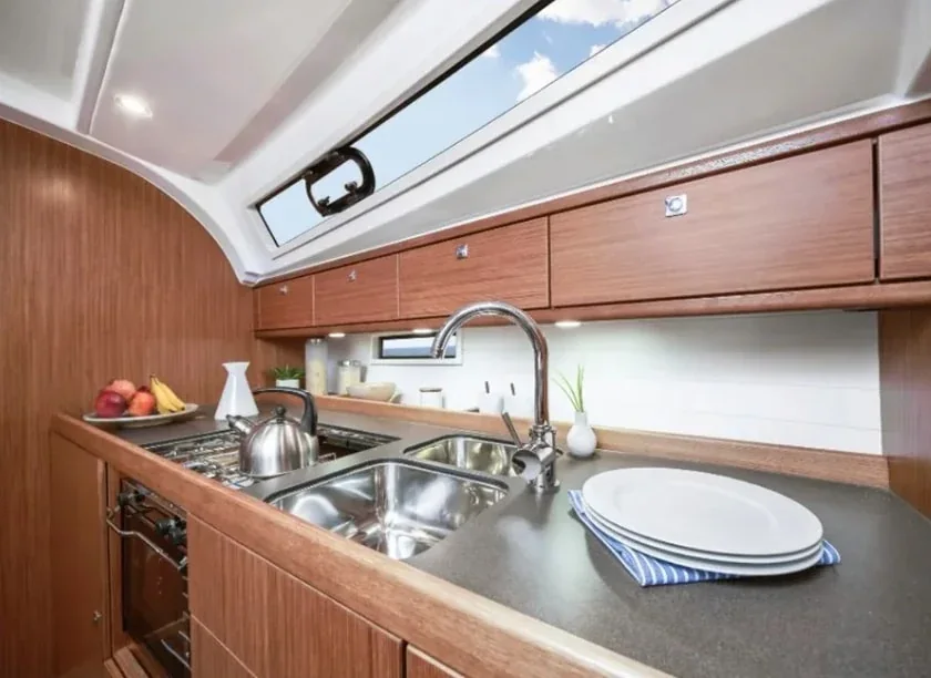 Yacht BAVARIA Cruiser 41 - Marea - Foto 1