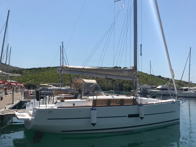 Yacht DUFOUR 310 Grand Large - Mio - Foto 1