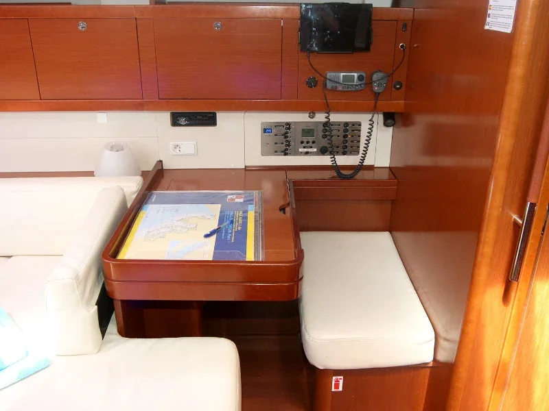 Yacht BENETEAU Oceanis 50 family - Big Tasty - Foto 1
