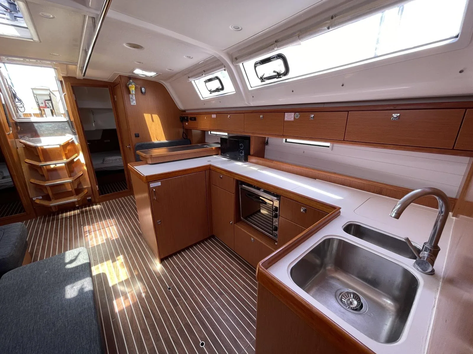 Yacht BAVARIA Cruiser 51 - Anemone - Foto 1