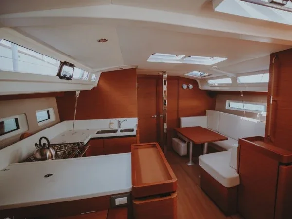 Yacht JEANNEAU Sun Odyssey 440 - Eleni - Foto 1