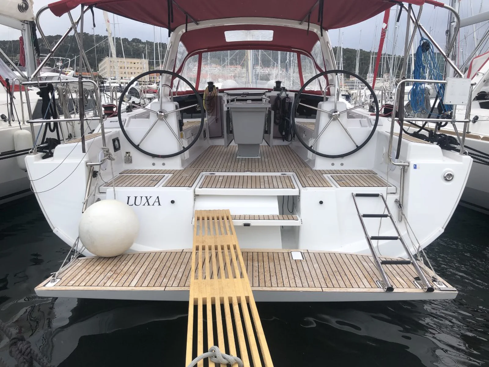 Yacht BENETEAU Oceanis 41.1 - Luxa - Foto 1