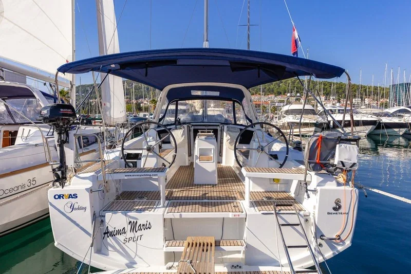 Yacht BENETEAU Oceanis 38.1 - Anima Maris III