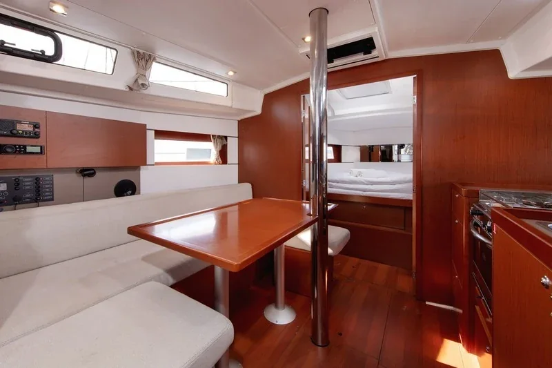 Yacht BENETEAU Oceanis 38.1 - Anima Maris III - Foto 1