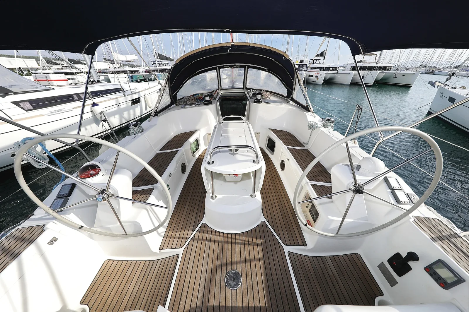 Yacht JEANNEAU Sun Odyssey 45 - Lejla
