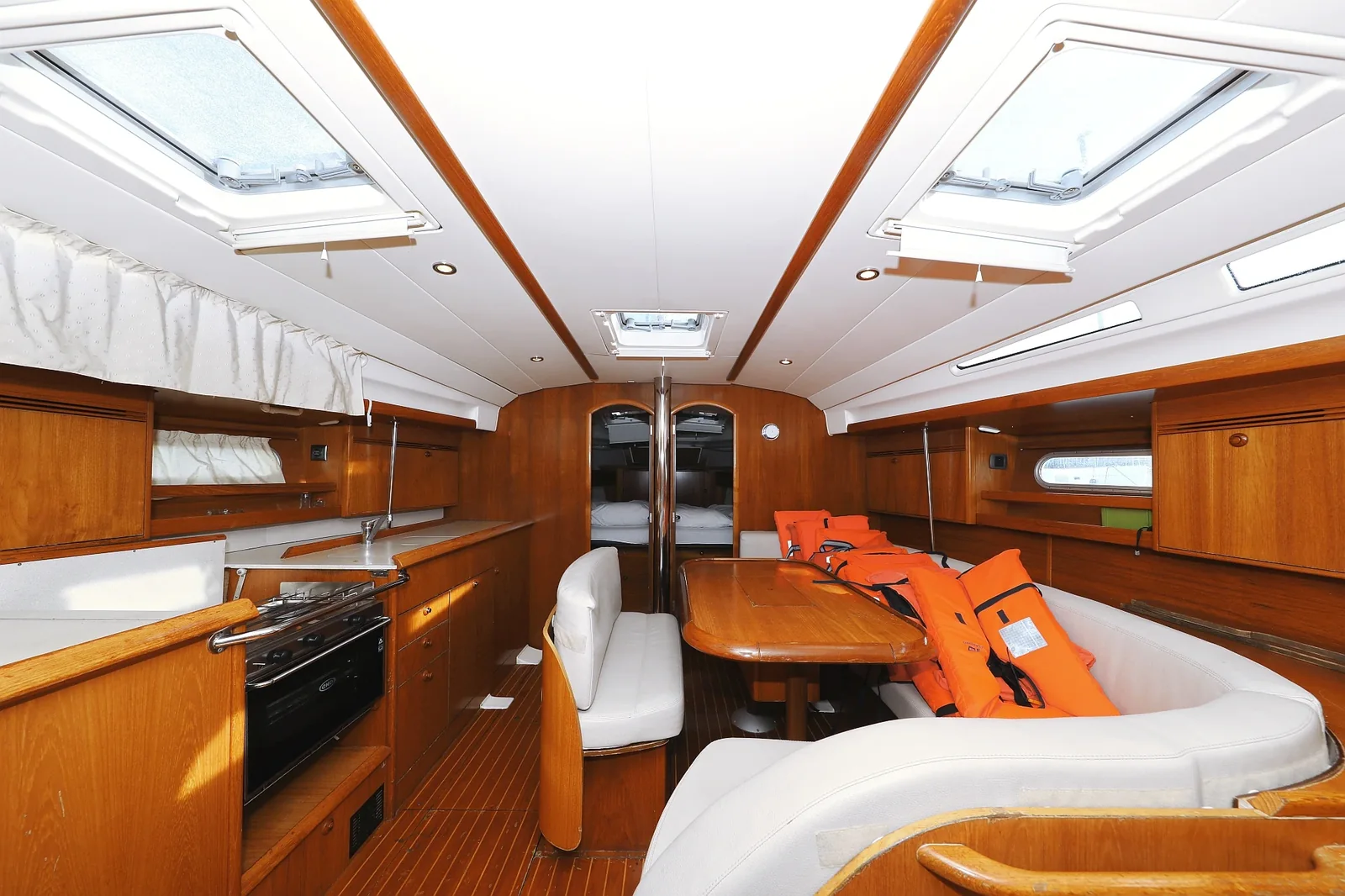 Yacht JEANNEAU Sun Odyssey 45 - Lejla - Foto 1