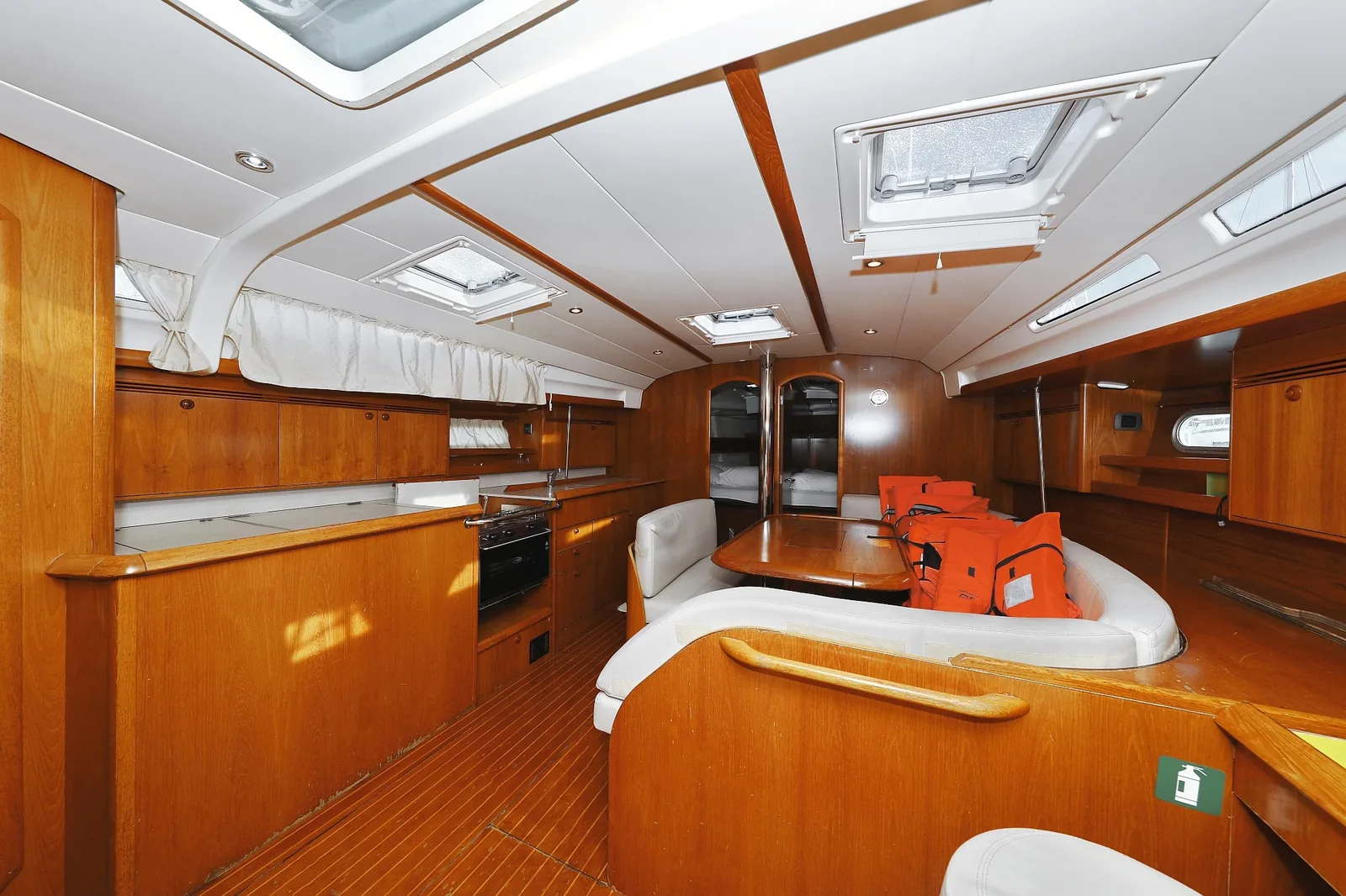 Yacht JEANNEAU Sun Odyssey 45 - Lejla - Foto 1